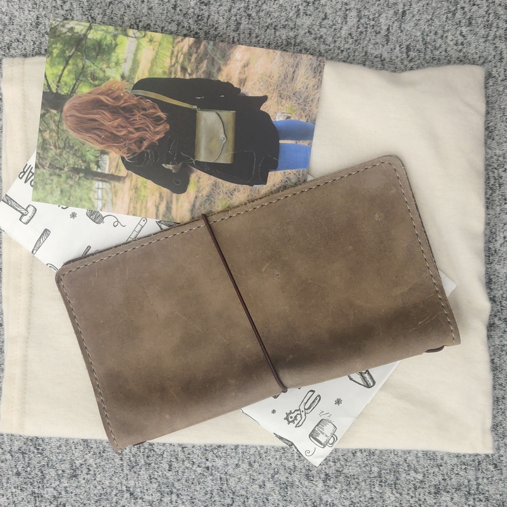 Chic Sparrow Weekly Calendar Cover